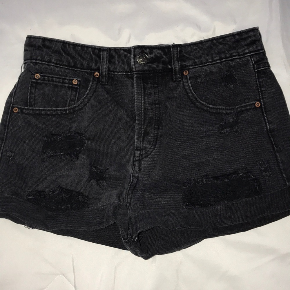 Mid rise shorts
